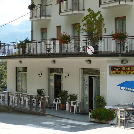 Albergo Ristorante Regina 보그난코 외부 사진