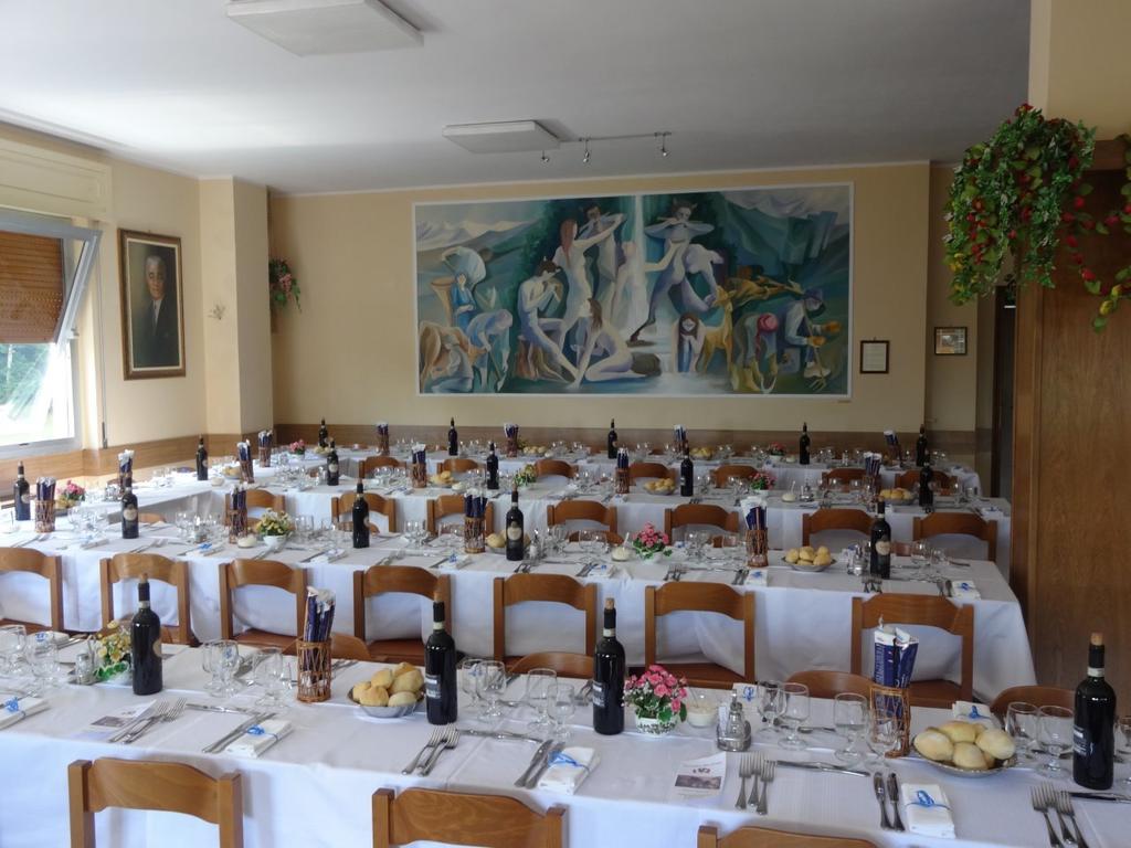 Albergo Ristorante Regina 보그난코 외부 사진