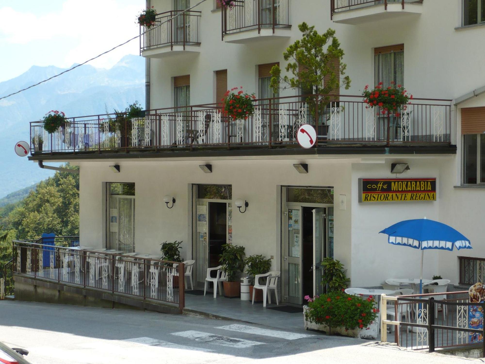 Albergo Ristorante Regina 보그난코 외부 사진
